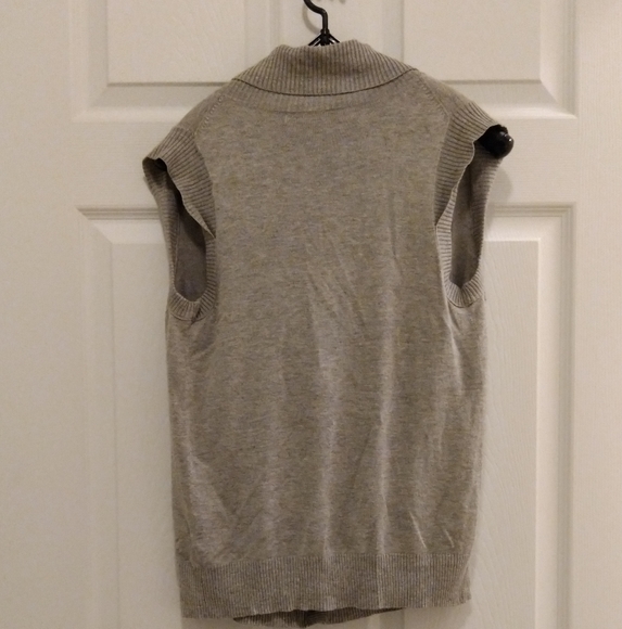 Mimco (?) sleeveless cardigan - NWOT - Picture 3 of 5